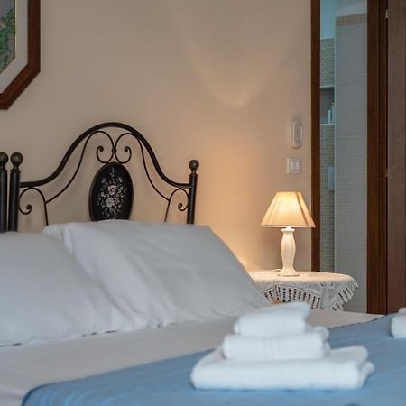 Bed and Breakfast Lu Caffa By Typney Vernole Zewnętrze zdjęcie