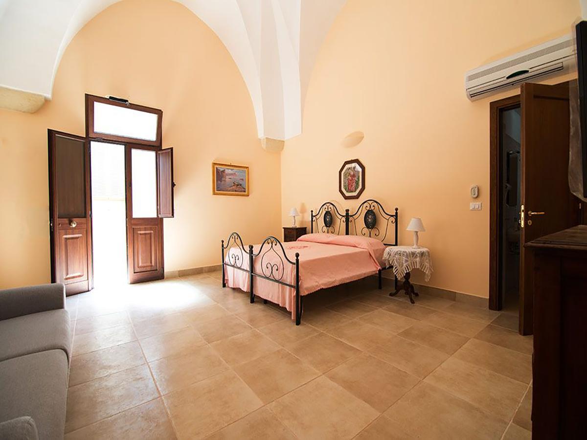 Bed and Breakfast Lu Caffa By Typney Vernole Zewnętrze zdjęcie